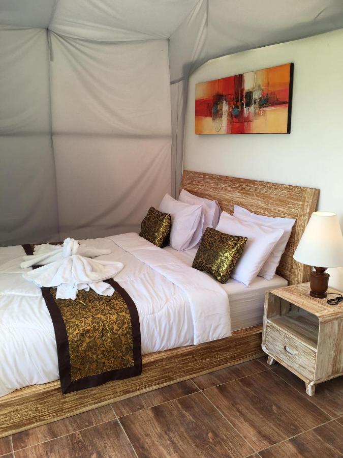 Starlake Villa & Glamping Kubupenlokan Esterno foto