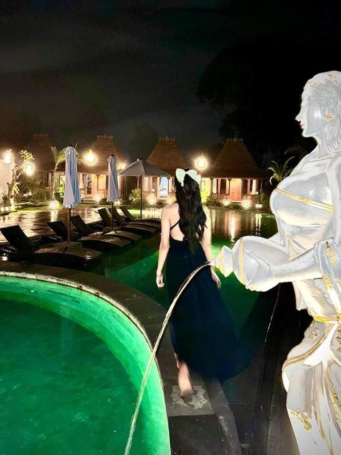 Starlake Villa & Glamping Kubupenlokan Esterno foto