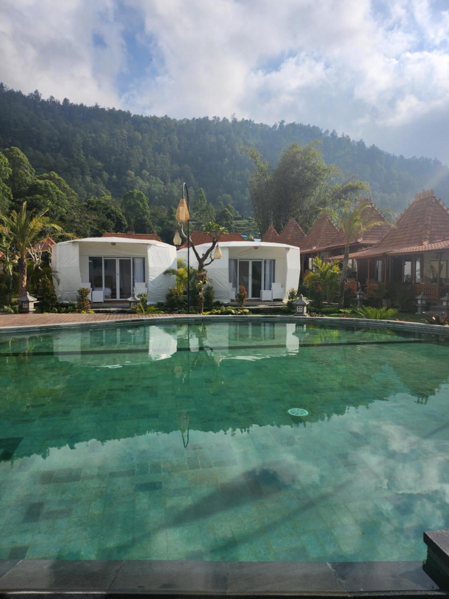 Starlake Villa & Glamping Kubupenlokan Esterno foto